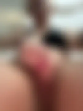 Milkyy_wway's Live Sex Cam Show