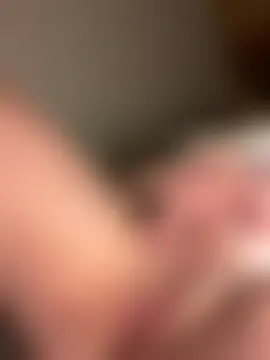 Lauraxy's Live Sex Cam Show