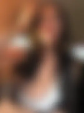 DarkestDreamxox's Live Sex Cam Show