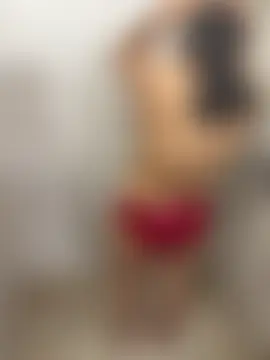 youngcoupleloverose's Webcam Show