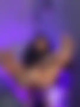 LucyGiraldo's Webcam Show