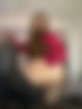 aly_golden_'s Webcam Show