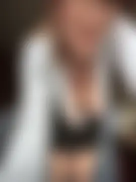 MommmyYummy's Webcam Show