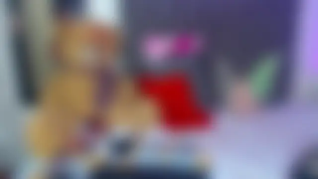 lucianadolll's Webcam Show