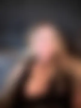 blondebitch2's Live Sex Cam Show