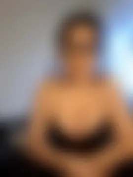 Pillango1212's Live Sex Cam Show