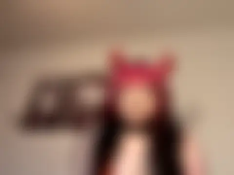 khloekarma's Live Sex Cam Show