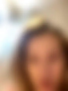 Sunflower-77's Live Sex Cam Show