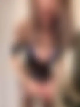 ericiii's Live Sex Cam Show