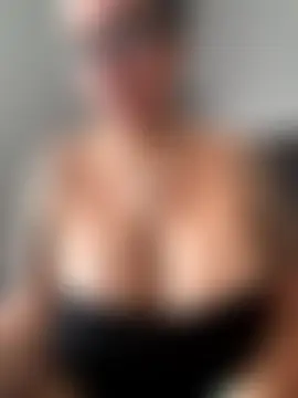 dieseldame1313's Live Sex Cam Show