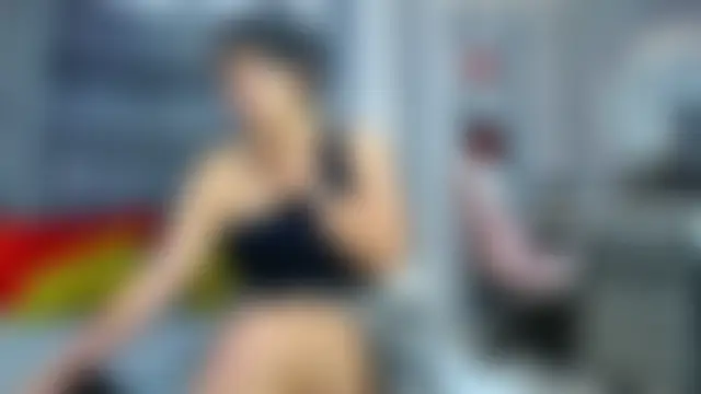 Julianewell's Webcam Show