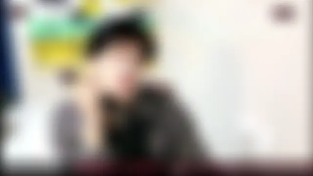 stripcha-798's Live Sex Cam Show