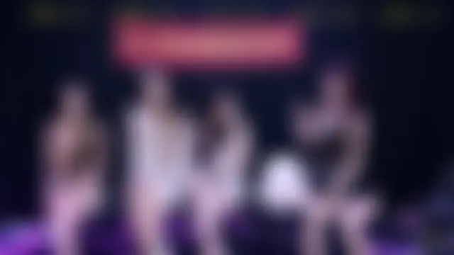 CrazyGirl-888's Live Sex Cam Show