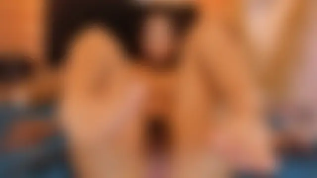 Emily_brown04's Webcam Show