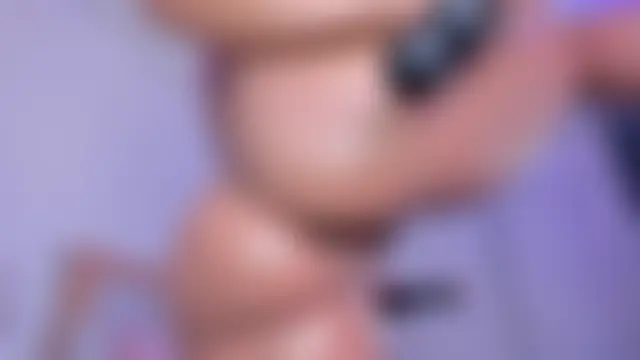 mia_hank's Live Sex Cam Show