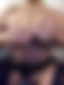 BigAssmom_1's Live Sex Cam Show