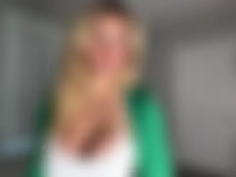 meggsworld's Webcam Show