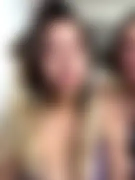 Enyeld_ruru's Webcam Show