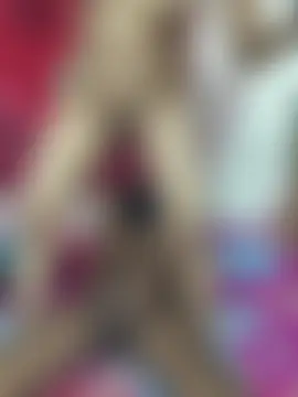 Love_Queen11's Webcam Show