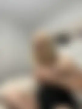 hotgoodgirll's Live Sex Cam Show