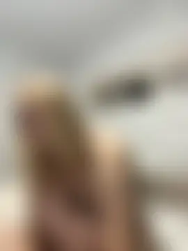 hotgoodgirll's Live Sex Cam Show