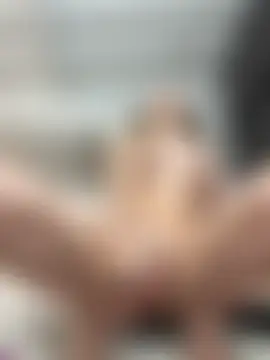 SweetieSinXXX's Live Sex Cam Show