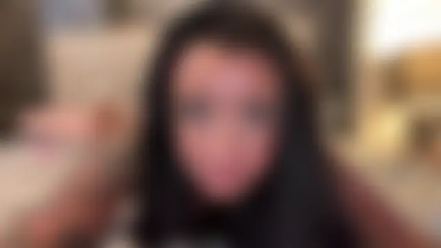 LucyLuxee19's Live Sex Cam Show