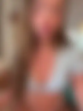 SerenaCloud's Live Sex Cam Show