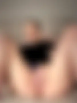 roxxxyrose's Live Sex Cam Show