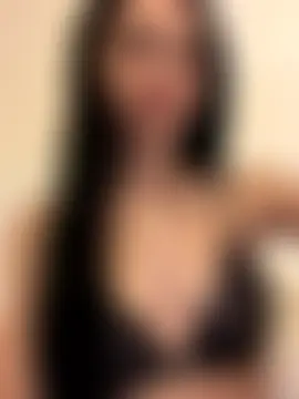 ilariea_girl's Live Sex Cam Show