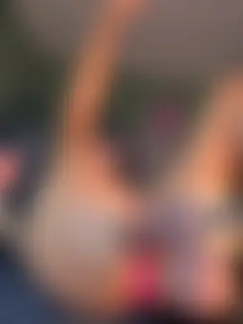 PaulaValdez's Webcam Show