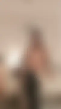 DaisyDea-MrKurt's Live Sex Cam Show