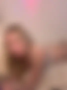 SexySaraxxoo's Live Sex Cam Show