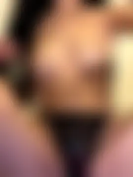 ilariea_girl's Live Sex Cam Show