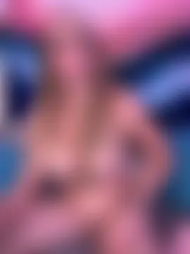 ItsDanniG's Live Sex Cam Show