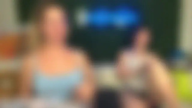 boomboomr00m's Webcam Show