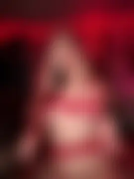 avacrush's Webcam Show