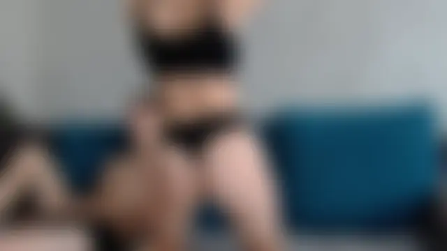 Pokazy przed kamerką – MonikaVAlex