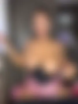 Mia_sweet80's Webcam Show