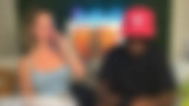 boomboomr00m's Webcam Show