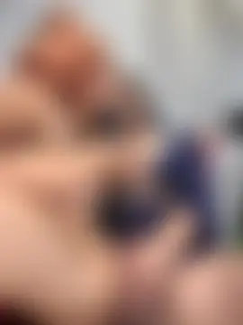 seraphine23's Live Sex Cam Show