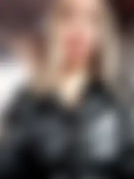 _AliceWine_'s Live Sex Cam Show