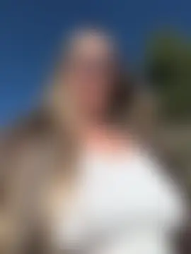 Mona_Plus' Live Sex Cam Show