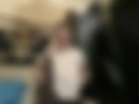 Snowbunnycake_131's Webcam Show