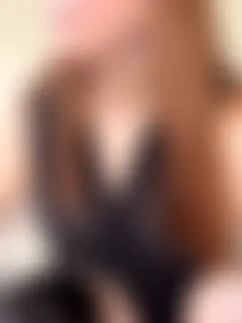 Mia_harmati's Live Sex Cam Show