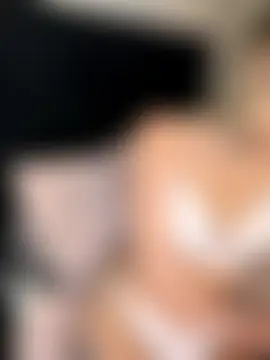 AvaRoseUK's Live Sex Cam Show