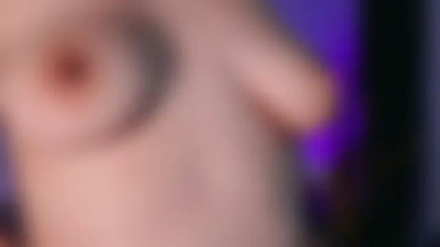 LoraShines' Live Sex Cam Show