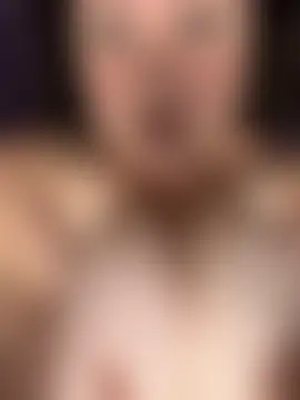 RealWoman84's Live Sex Cam Show