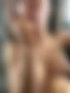 SweetieSinXXX's Webcam Show