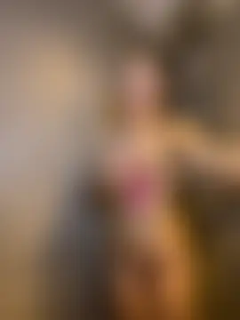 DirtyyoungIna's Live Sex Cam Show